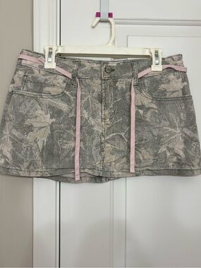 Hollister skirt